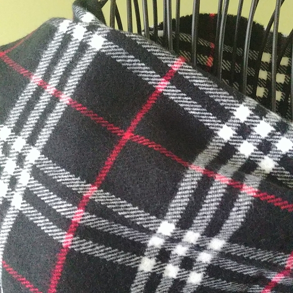 Scarf - Picture 4 of 5